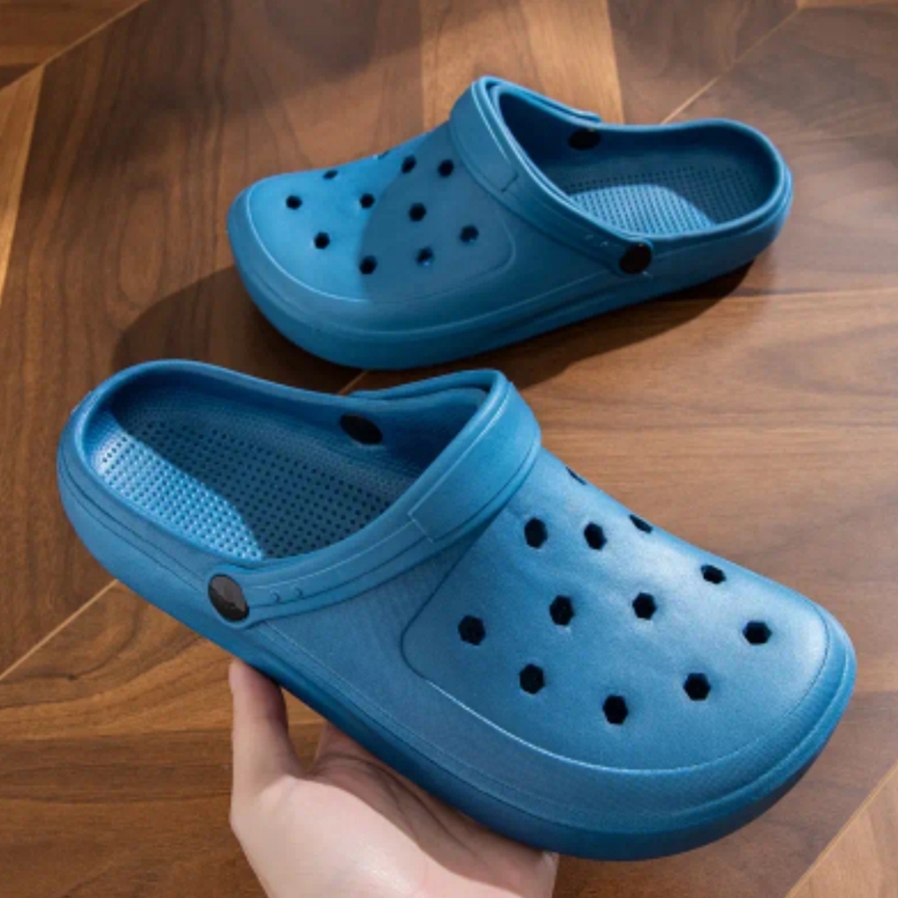 2023 Summer Shoes Men/Women/Teens/Tots.  EVA Solid Beach, Outdoor, Garden Clogs